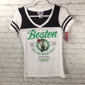 NWT Women’s T- shirt NBA Boston Celtics